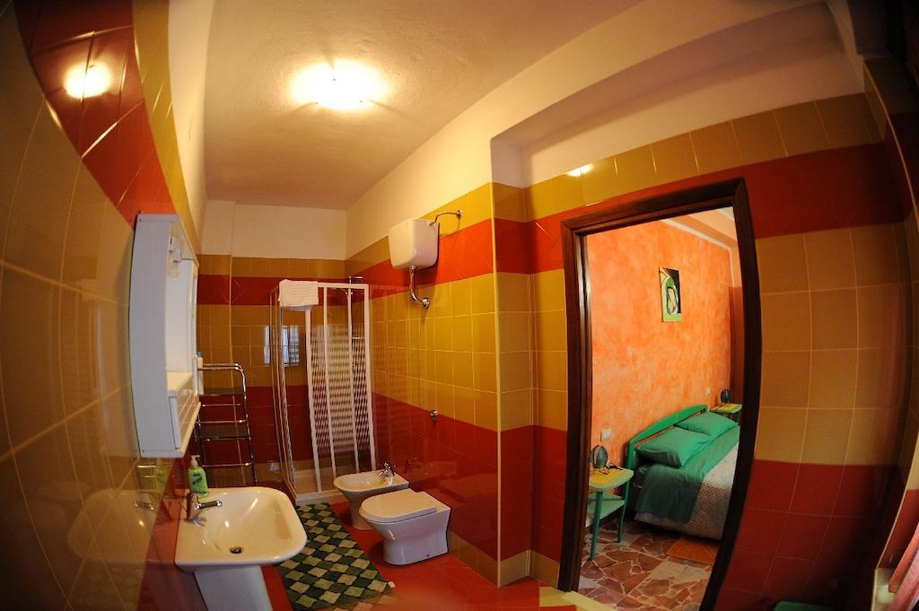 B&B Antoclo Di Concas Angela Margherita Villacidro Exterior photo